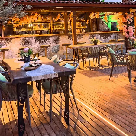 Etiz Alacati Ξενοδοχείο *